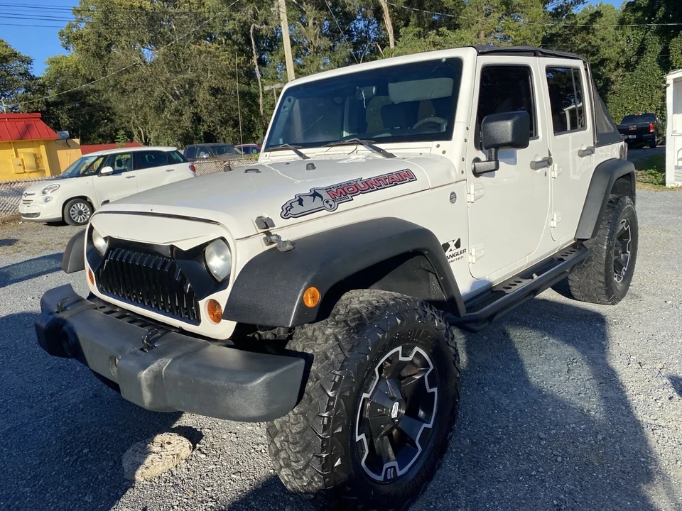 2010 Jeep JK Wrangler - Image 2 of 10