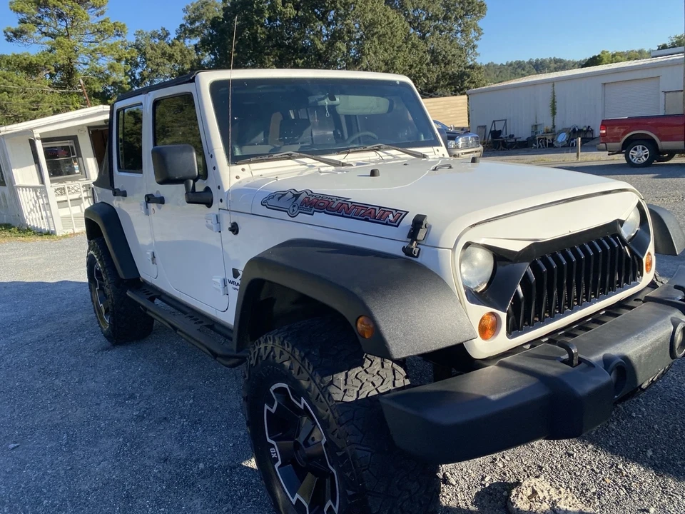2010 Jeep JK Wrangler - Image 3 of 10
