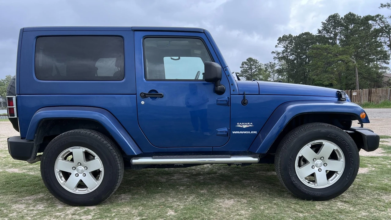 2010 Jeep JK Wrangler - Image 19 of 31