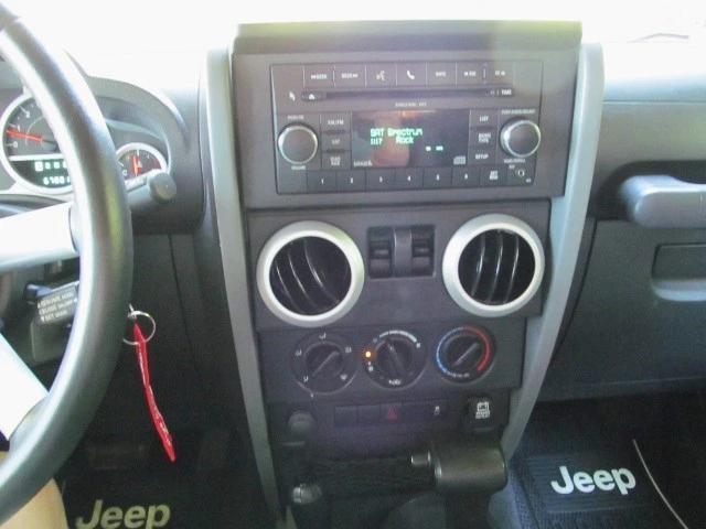 2010 Jeep JK Wrangler - Image 14 of 20