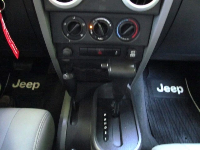 2010 Jeep JK Wrangler - Image 15 of 20