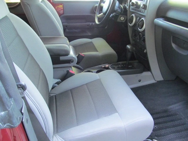2010 Jeep JK Wrangler - Image 16 of 20
