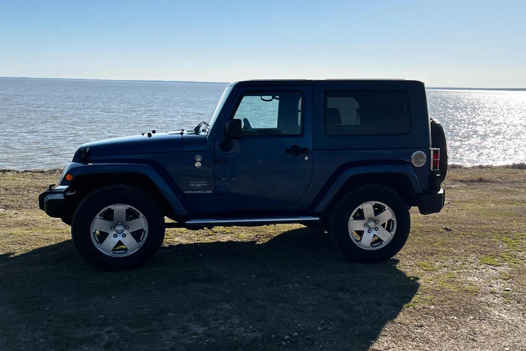2010 Jeep JK Wrangler - Image 14 of 31