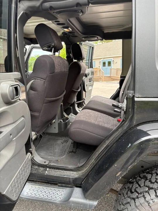 2010 Jeep JK Wrangler - Image 10 of 17