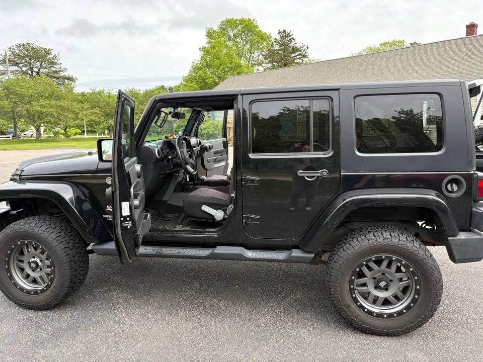 2010 Jeep JK Wrangler - Image 6 of 17