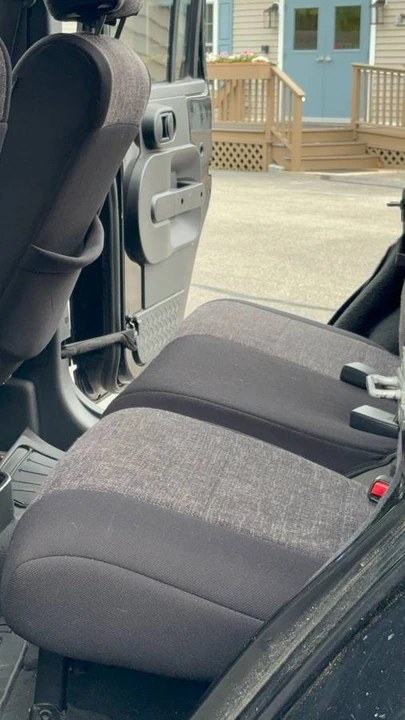 2010 Jeep JK Wrangler - Image 14 of 17