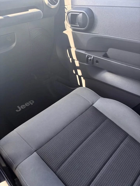 2010 Jeep JK Wrangler - Image 11 of 13