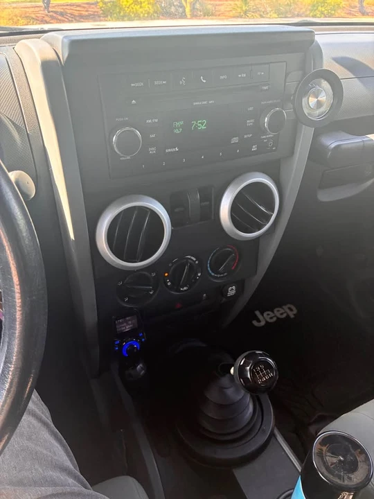 2010 Jeep JK Wrangler - Image 12 of 13