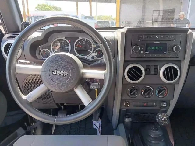 2010 Jeep JK Wrangler - Image 15 of 16
