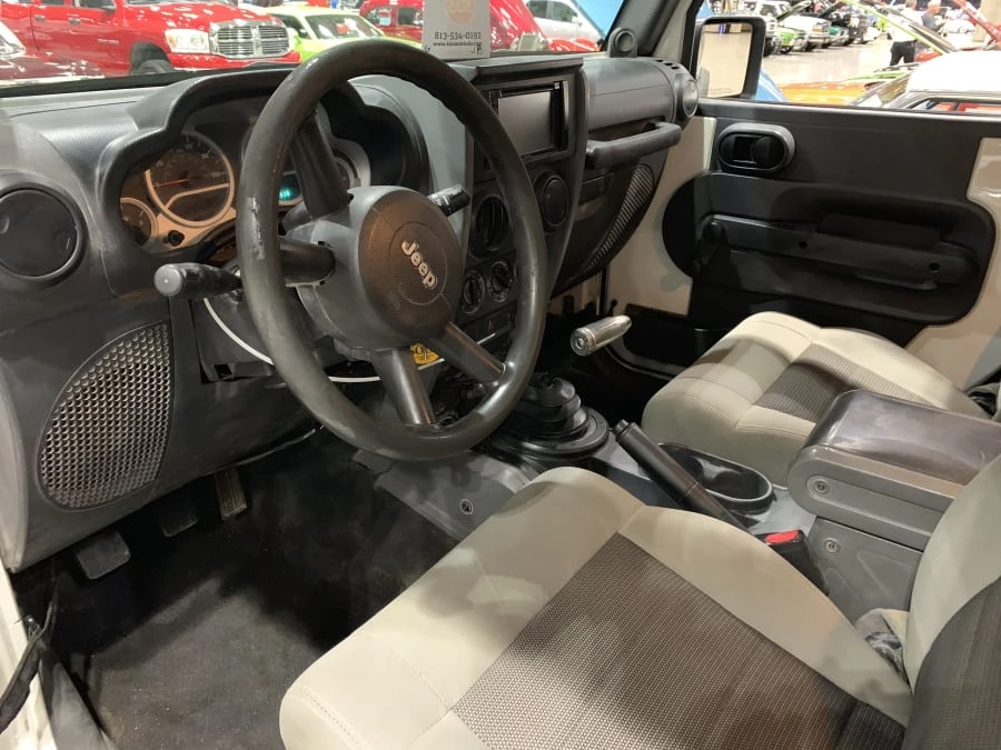 2010 Jeep JK Wrangler - Image 3 of 4
