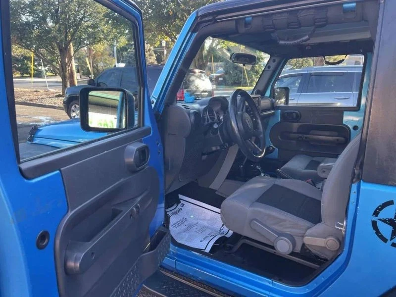 2010 Jeep JK Wrangler - Image 11 of 12