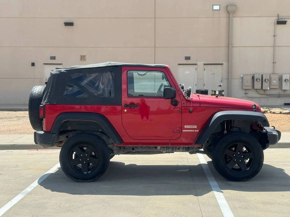 2010 Jeep JK Wrangler - Image 3 of 10