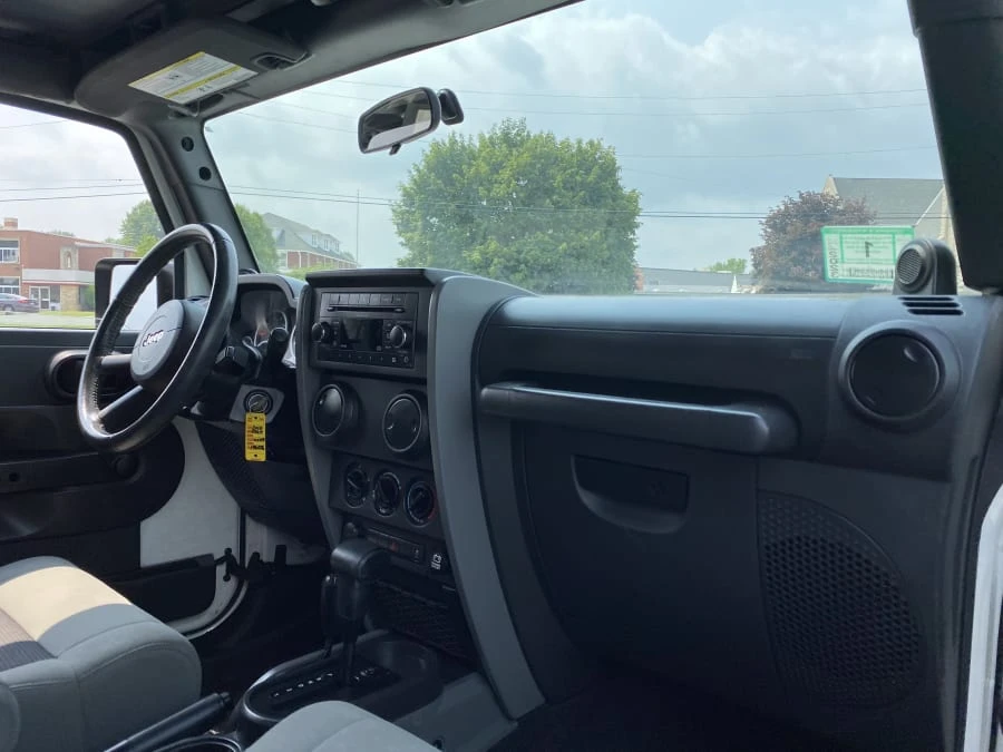 2010 Jeep JK Wrangler - Image 12 of 16
