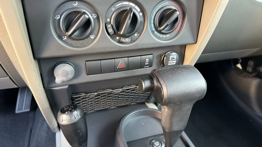 2010 Jeep JK Wrangler - Image 26 of 31