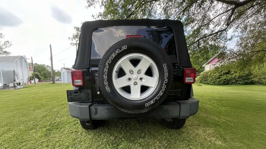 2010 Jeep JK Wrangler - Image 4 of 16