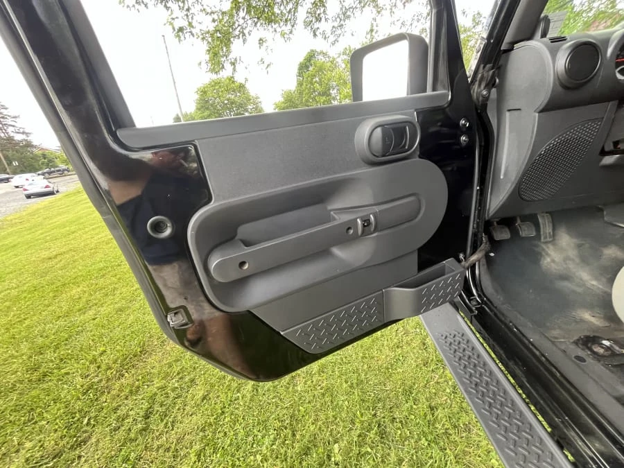 2010 Jeep JK Wrangler - Image 14 of 16
