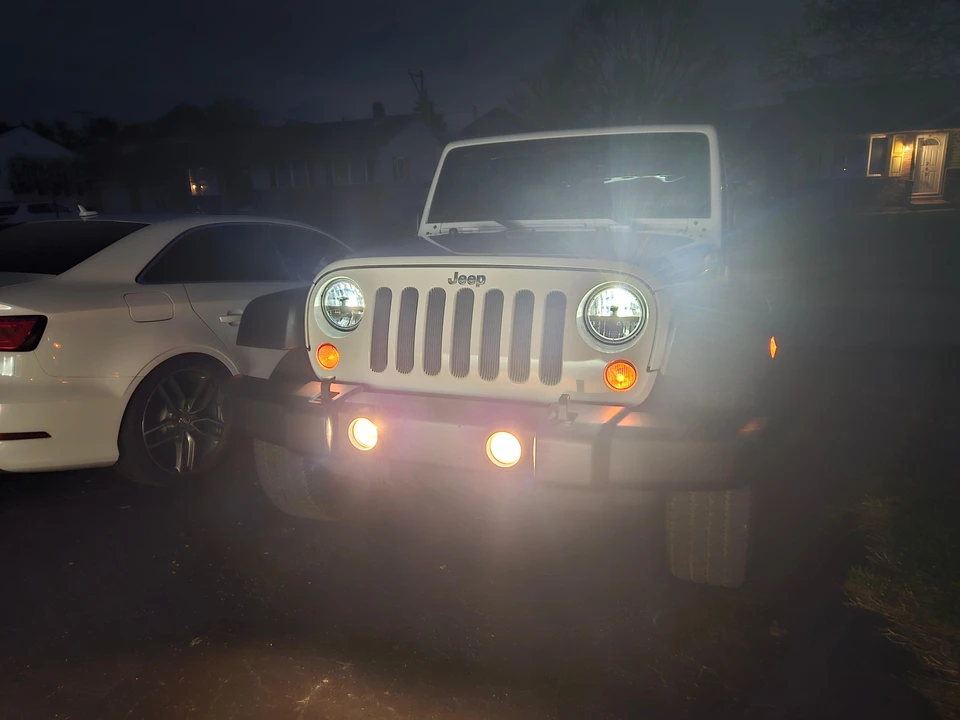 2010 Jeep JK Wrangler - Image 19 of 31