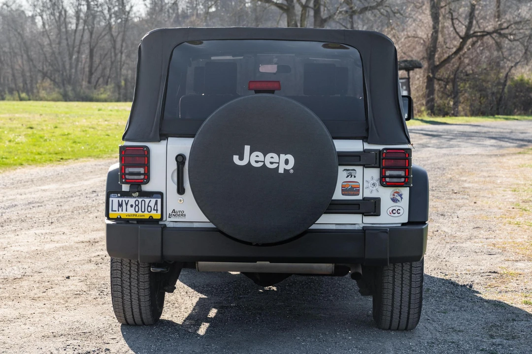 2010 Jeep JK Wrangler - Image 5 of 31