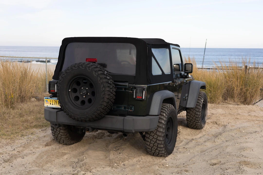 2010 Jeep JK Wrangler - Image 25 of 31