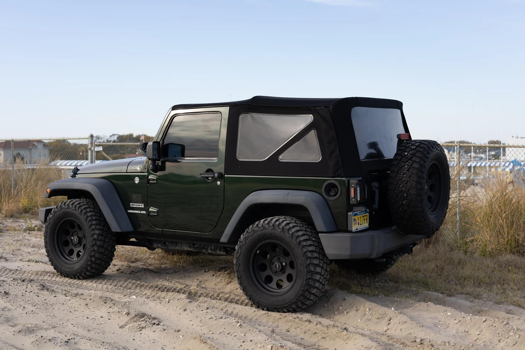 2010 Jeep JK Wrangler - Image 18 of 31