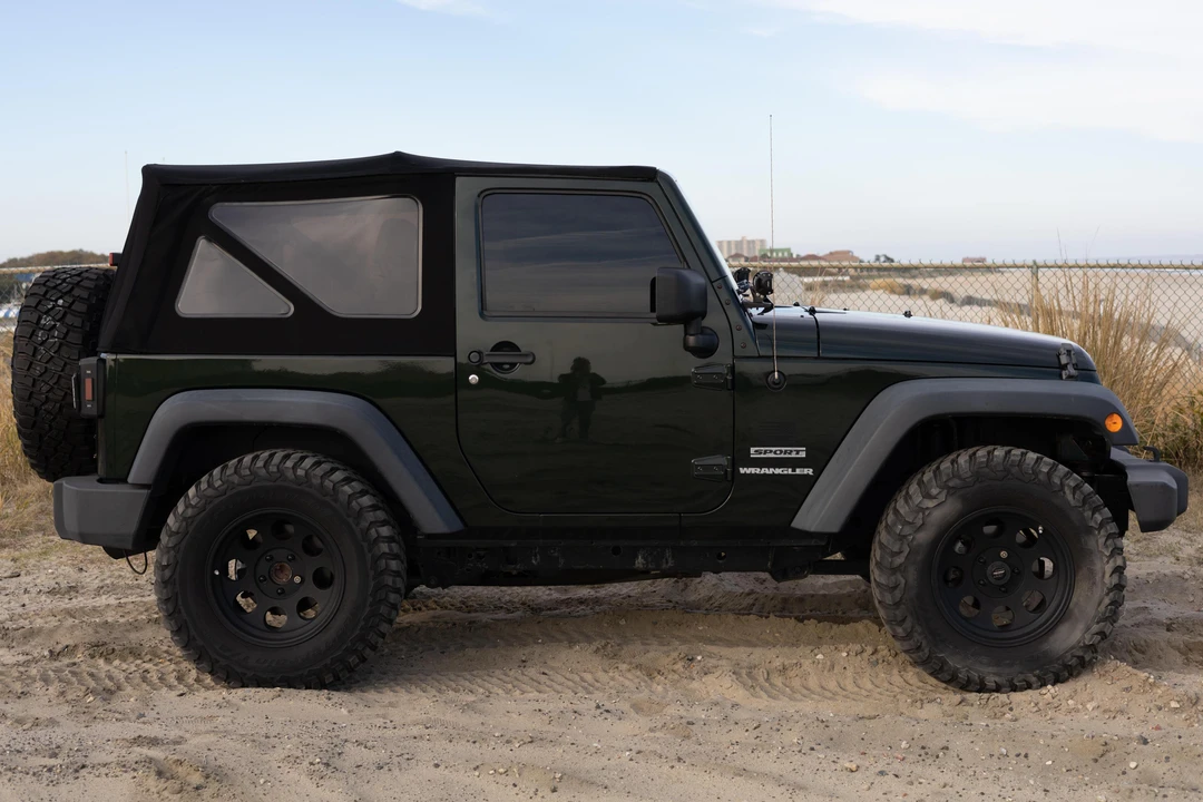 2010 Jeep JK Wrangler - Image 3 of 31