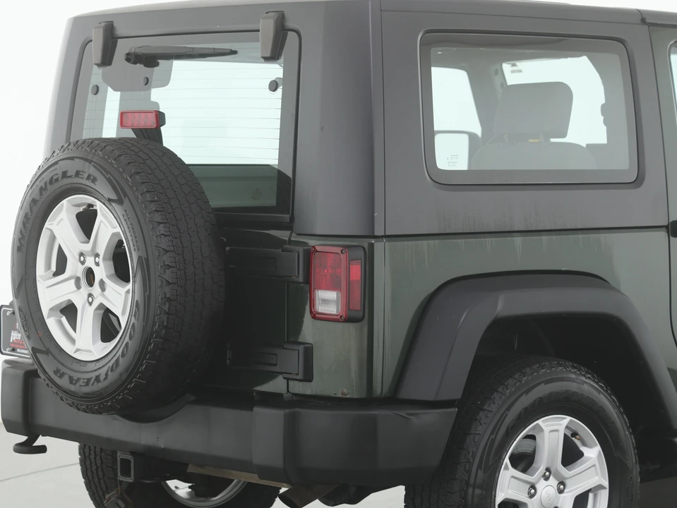 2010 Jeep JK Wrangler - Image 21 of 31