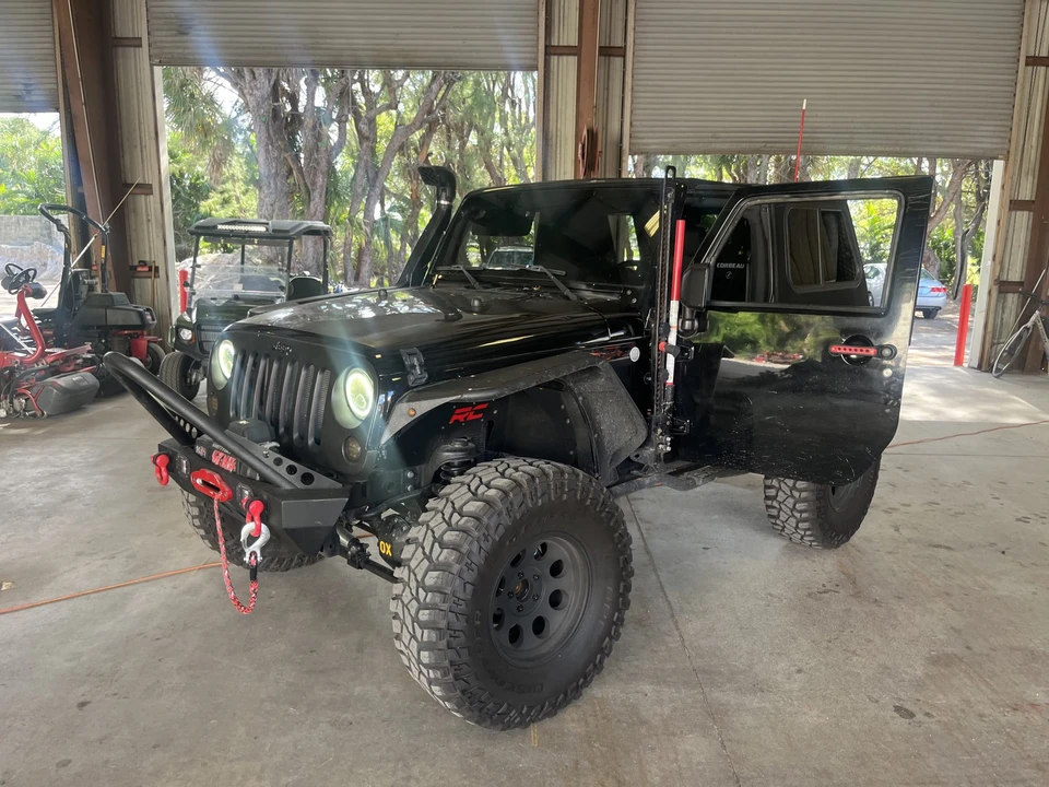 2010 Jeep JK Wrangler - Image 11 of 31