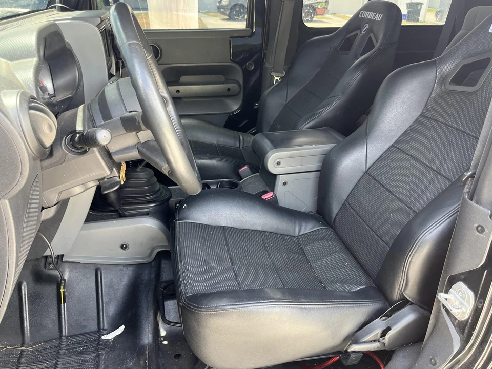 2010 Jeep JK Wrangler - Image 25 of 31