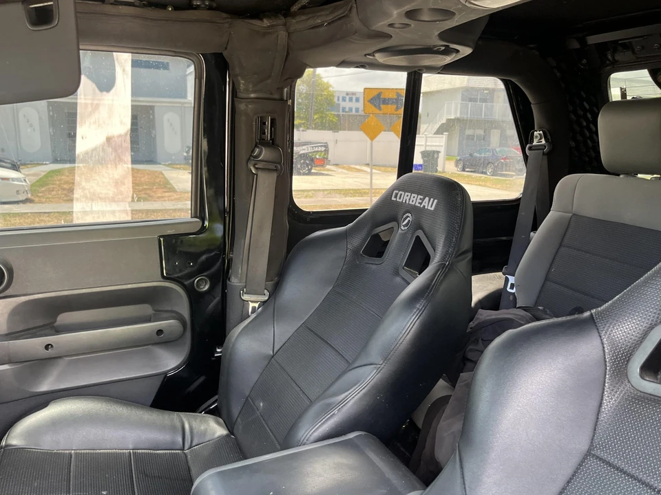 2010 Jeep JK Wrangler - Image 30 of 31