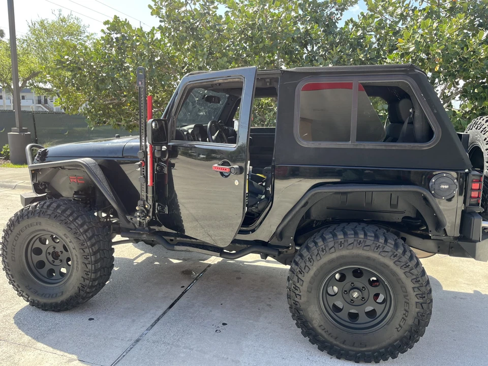 2010 Jeep JK Wrangler - Image 16 of 31