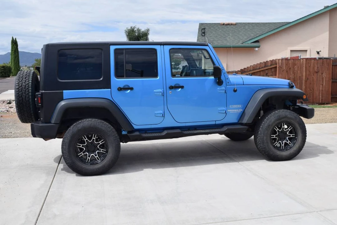 2010 Jeep JK Wrangler - Image 4 of 12