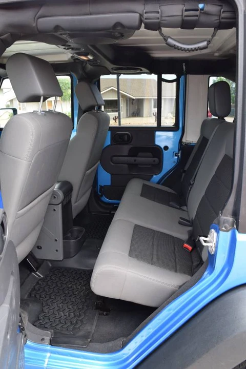 2010 Jeep JK Wrangler - Image 6 of 12