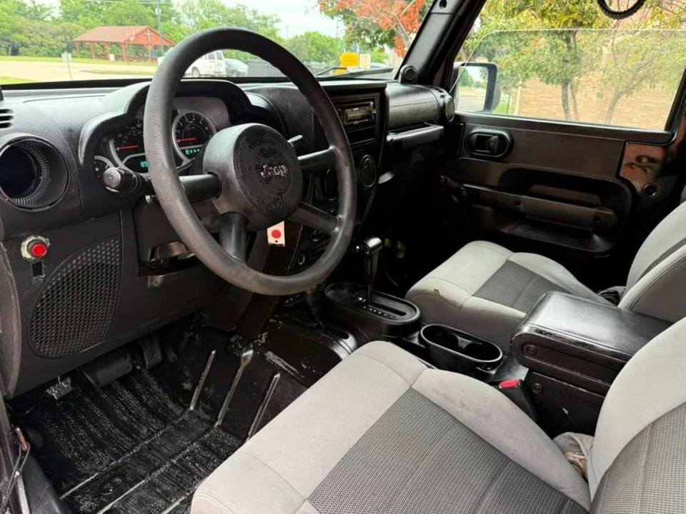 2010 Jeep JK Wrangler - Image 20 of 21