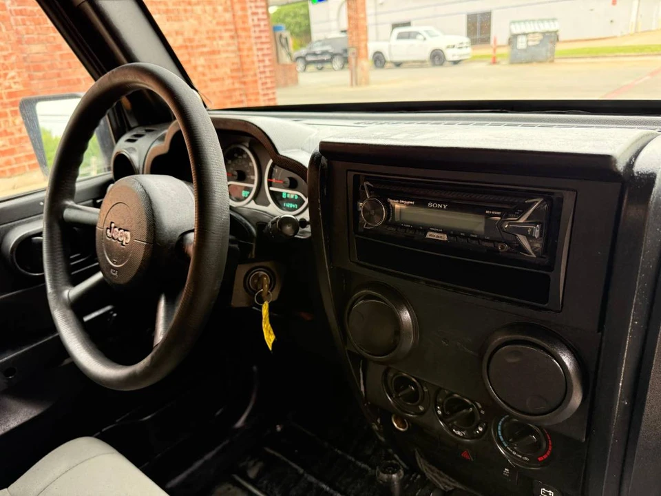 2010 Jeep JK Wrangler - Image 16 of 21