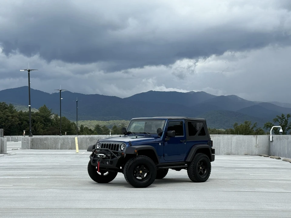 2010 Jeep JK Wrangler - Image 2 of 31