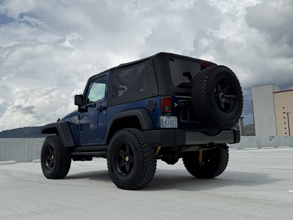 2010 Jeep JK Wrangler - Image 17 of 31
