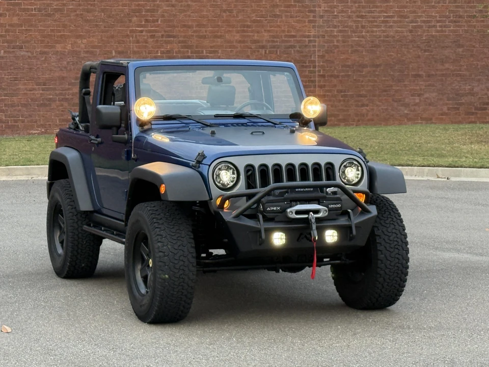 2010 Jeep JK Wrangler - Image 24 of 31