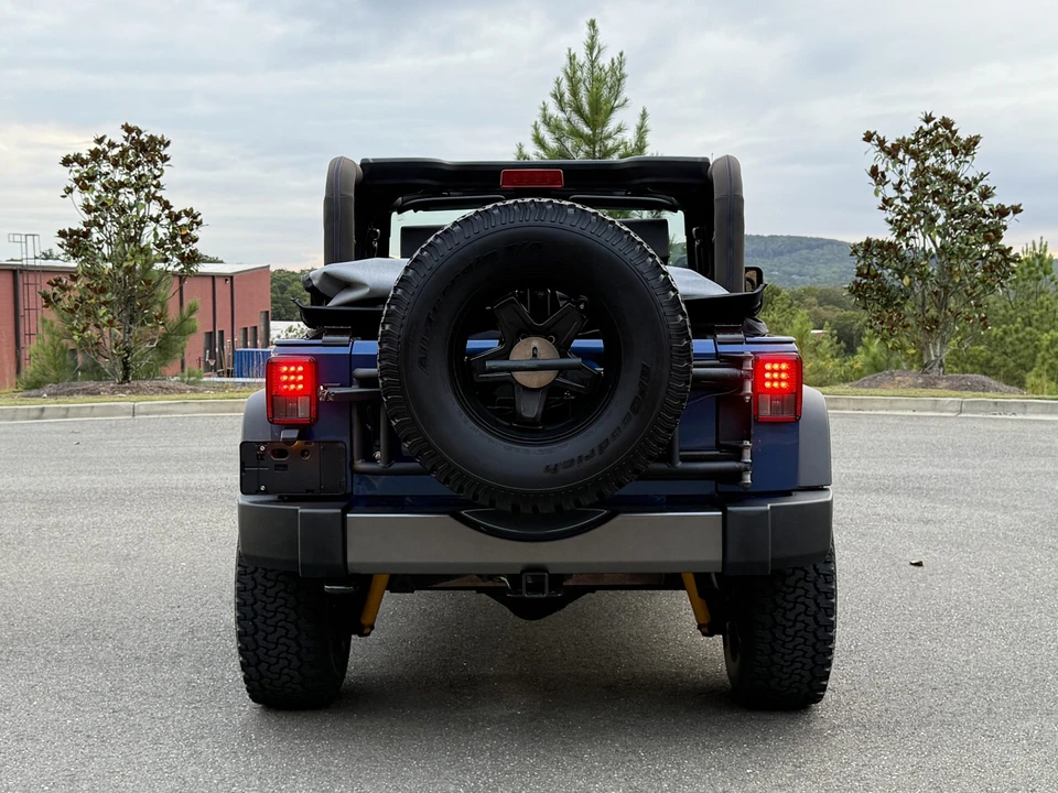 2010 Jeep JK Wrangler - Image 28 of 31