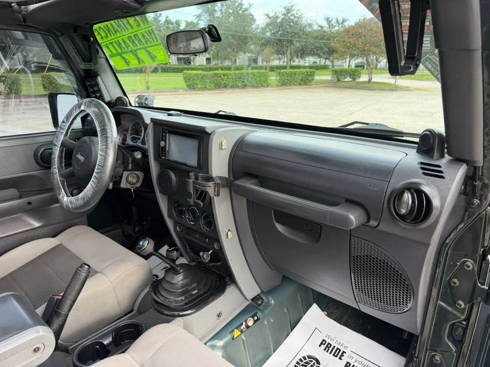 2010 Jeep JK Wrangler - Image 14 of 15
