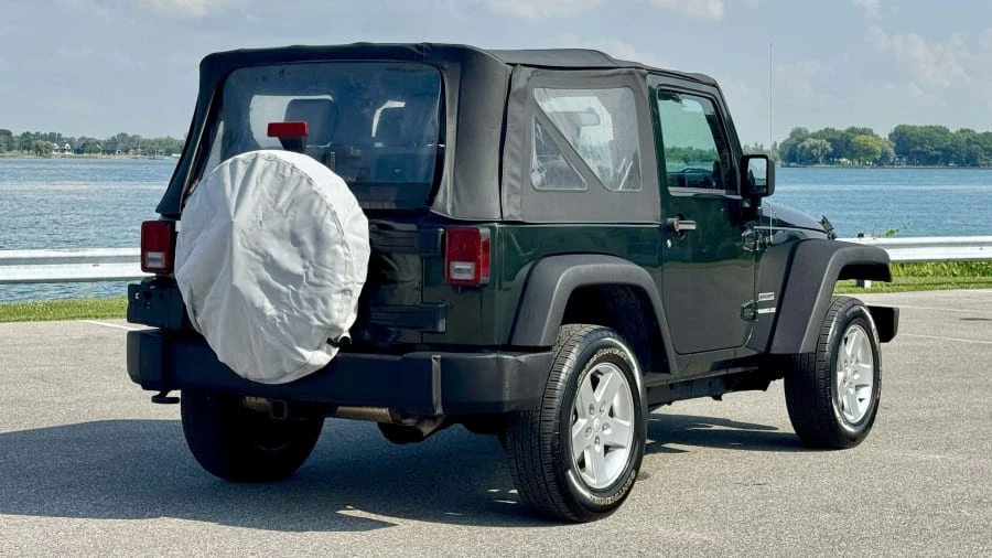 2010 Jeep JK Wrangler - Image 3 of 25