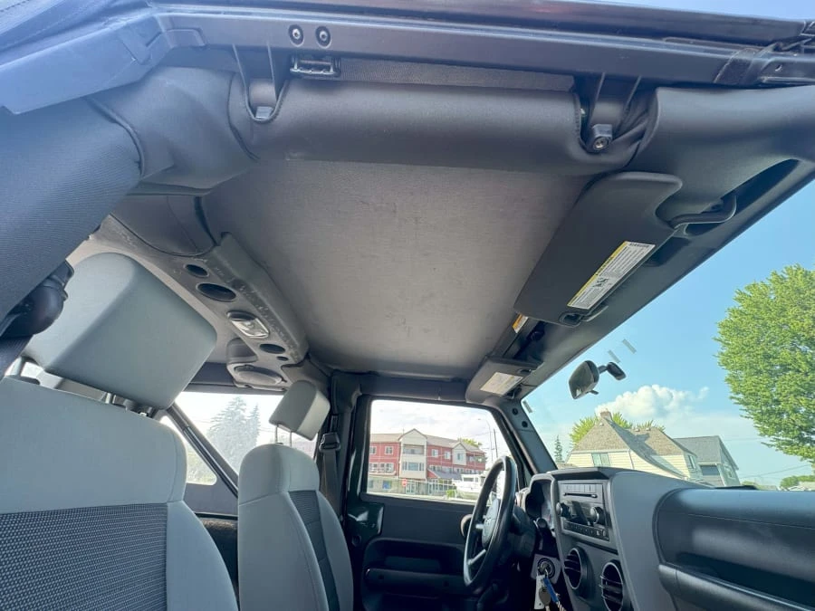 2010 Jeep JK Wrangler - Image 19 of 25