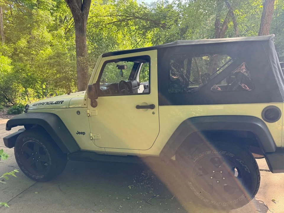 2010 Jeep JK Wrangler - Image 2 of 9