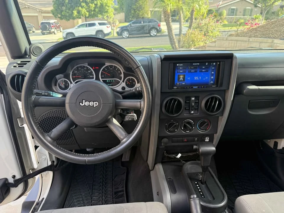 2010 Jeep JK Wrangler - Image 3 of 10