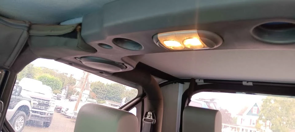 2010 Jeep JK Wrangler - Image 9 of 10