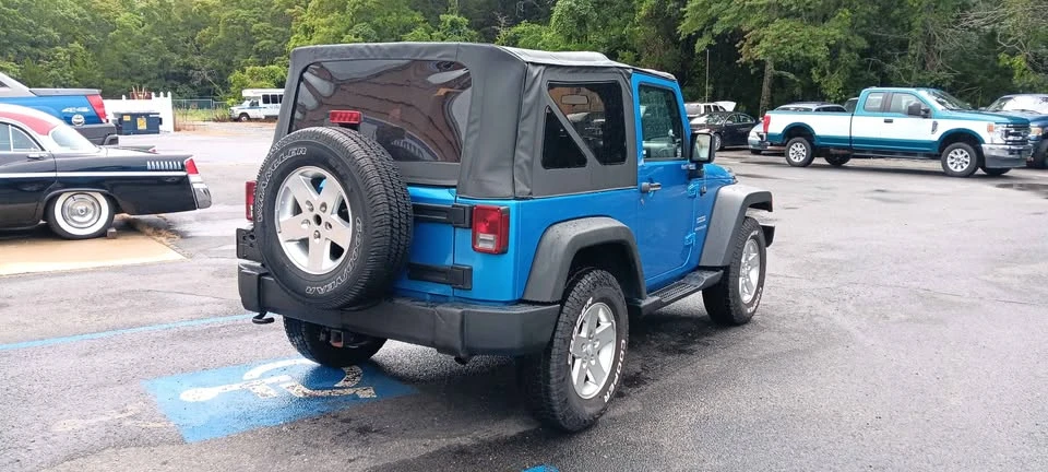 2010 Jeep JK Wrangler - Image 4 of 10