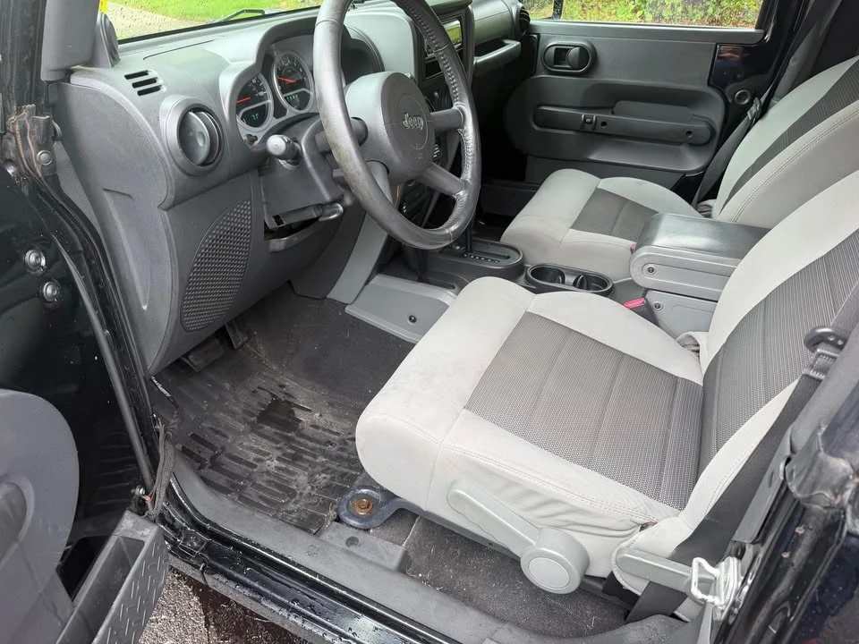 2010 Jeep JK Wrangler - Image 8 of 17