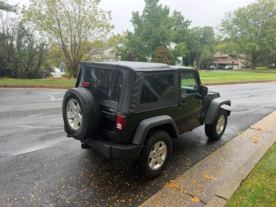 2010 Jeep JK Wrangler - Image 6 of 17