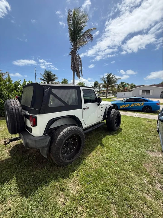2010 Jeep JK Wrangler - Image 2 of 4
