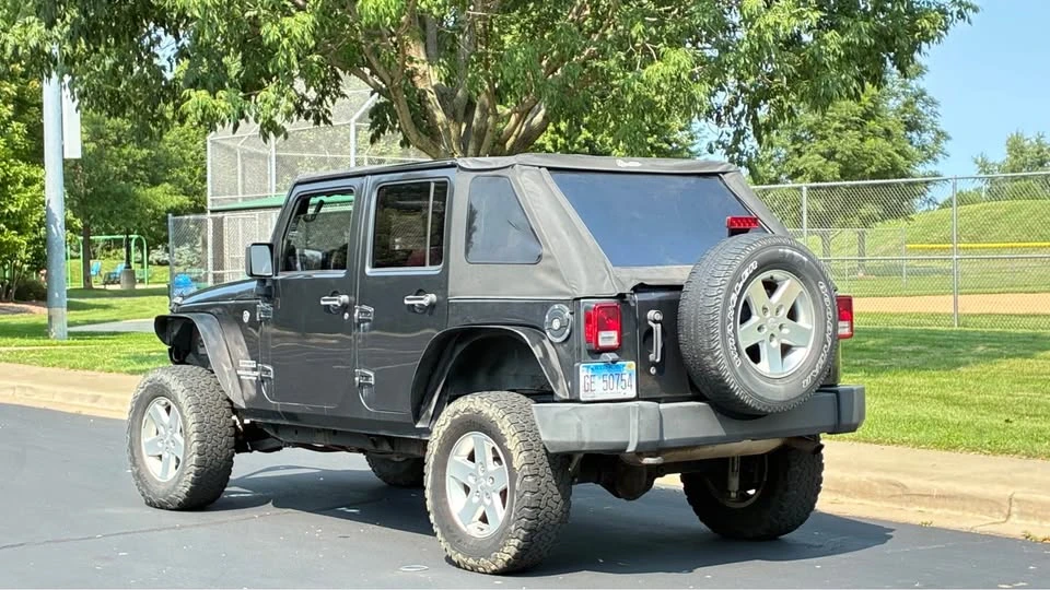 2010 Jeep JK Wrangler - Image 5 of 9