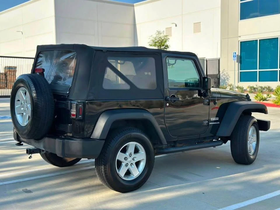2010 Jeep JK Wrangler - Image 4 of 7